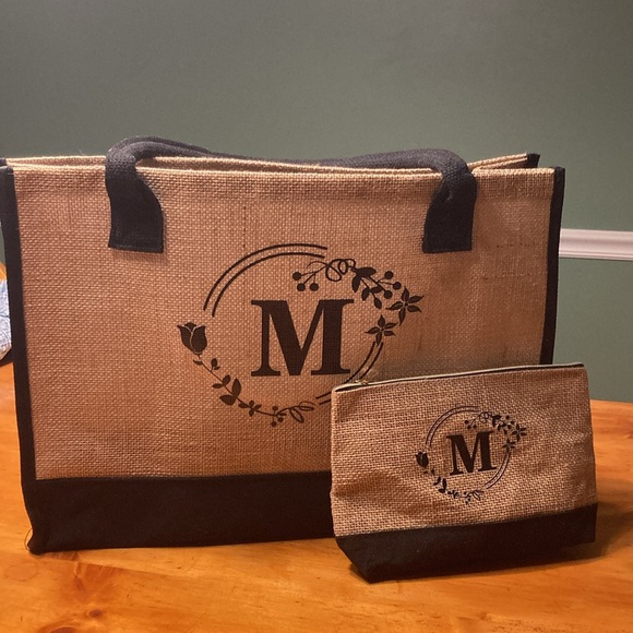 unknown Handbags - ‘M’ Initial Burlap Tote Bag & Matching Makeup Bag